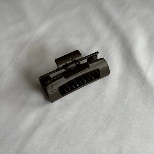 Silvi Hair Claw Clip – Coffee Bean