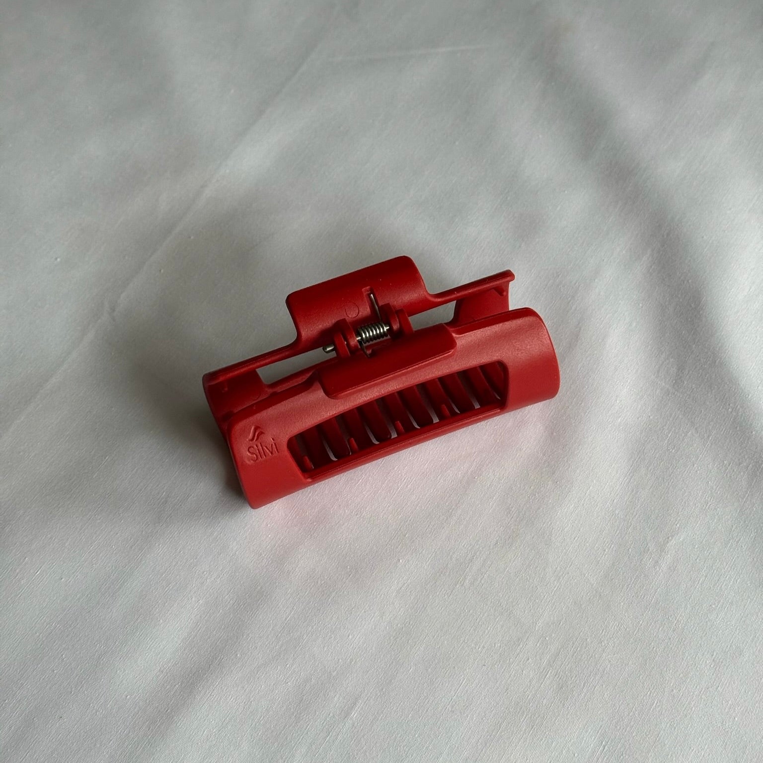 Silvi Hair Claw Clip – Raspberry