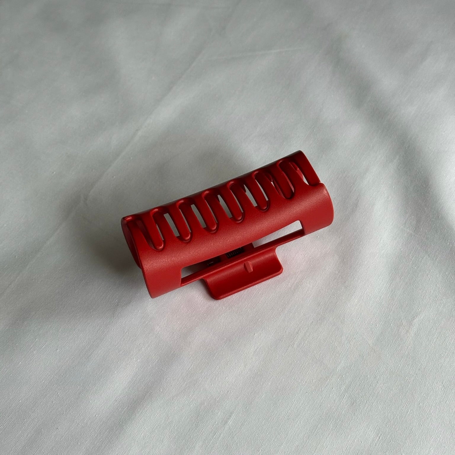 Silvi Hair Claw Clip – Raspberry